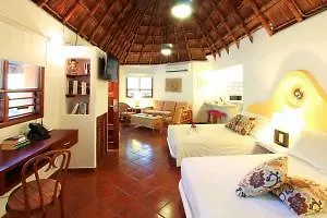 ****  Riviera Maya Suites Condo Hotel Playa del Carmen Mexico